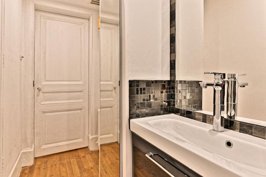 Agreable Appartement Proche Galerie Lafayette - II Paris Exteriör bild