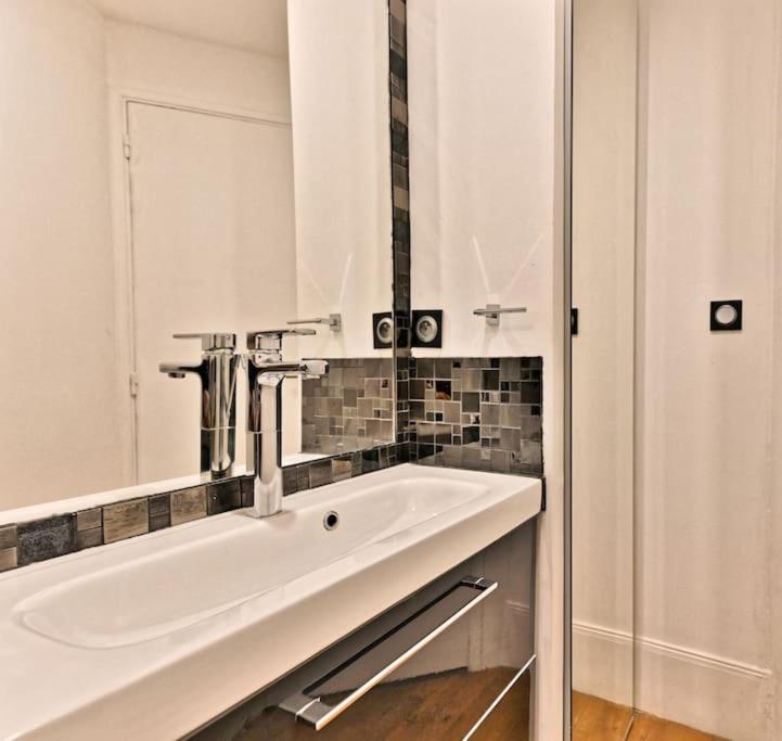 Agreable Appartement Proche Galerie Lafayette - II Paris Exteriör bild